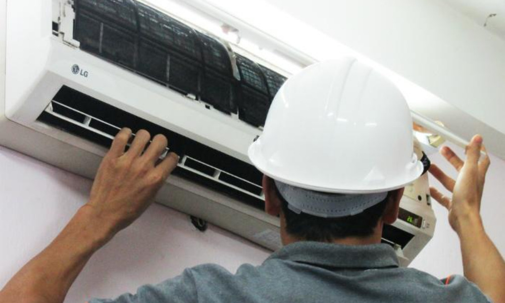 Lắp đặt máy lạnh chuyên nghiệp tại Quảng Ngãi.