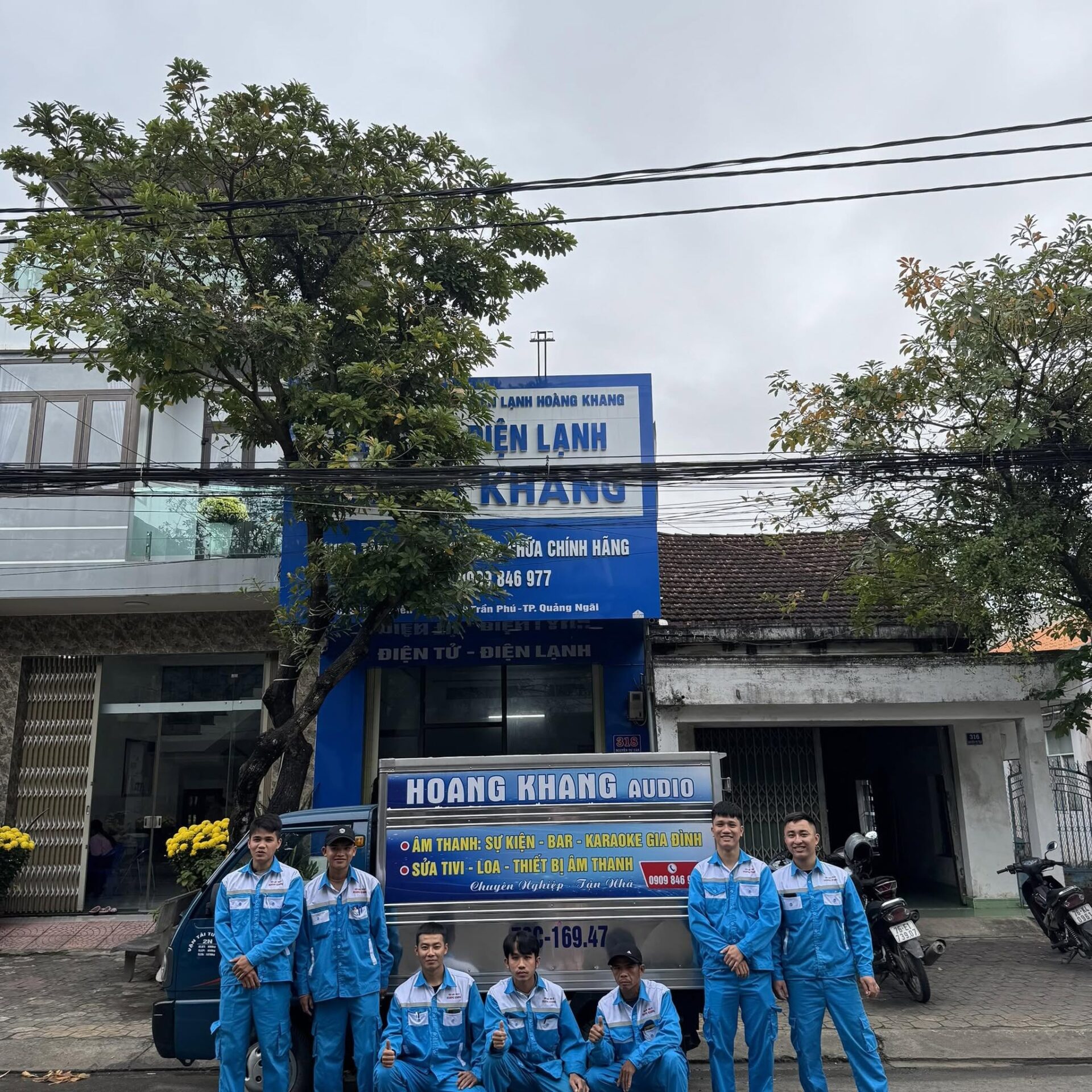 Điện tử Hoàng Khang